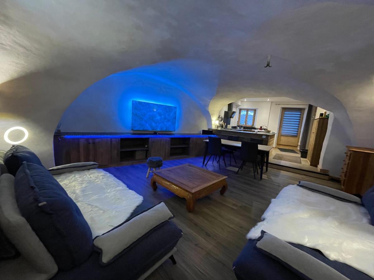 Maison Stabatio Appartement Pierre Le Monêtier-les-Bains المظهر الخارجي الصورة